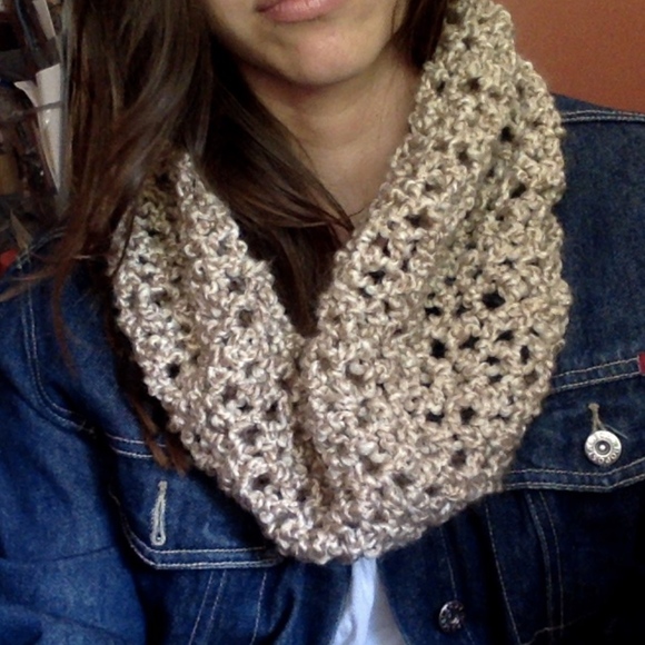 New York to Colorado Accessories - SALE! Crotchet Infinity Scarf! Winter scarf! SALE!